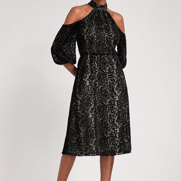 alice and olivia cold shoulder dress